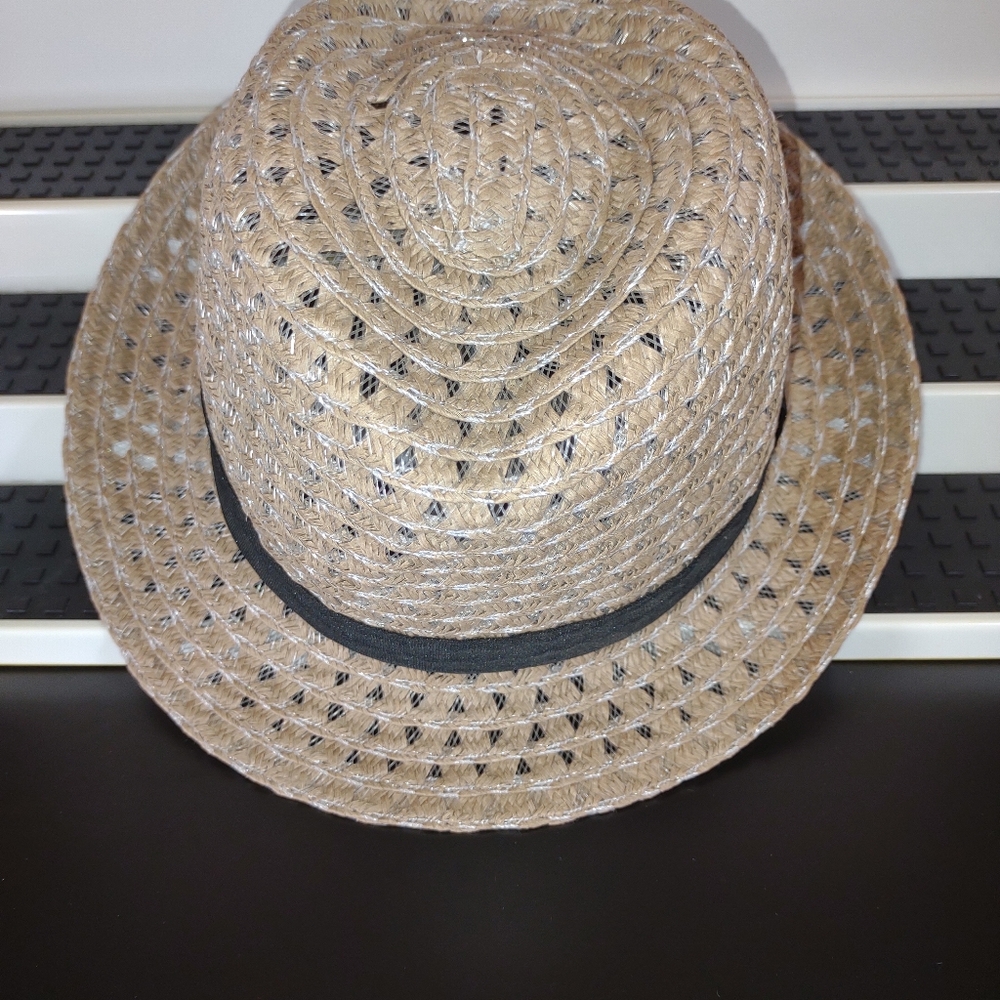 Taupe colored, Medium straw hat